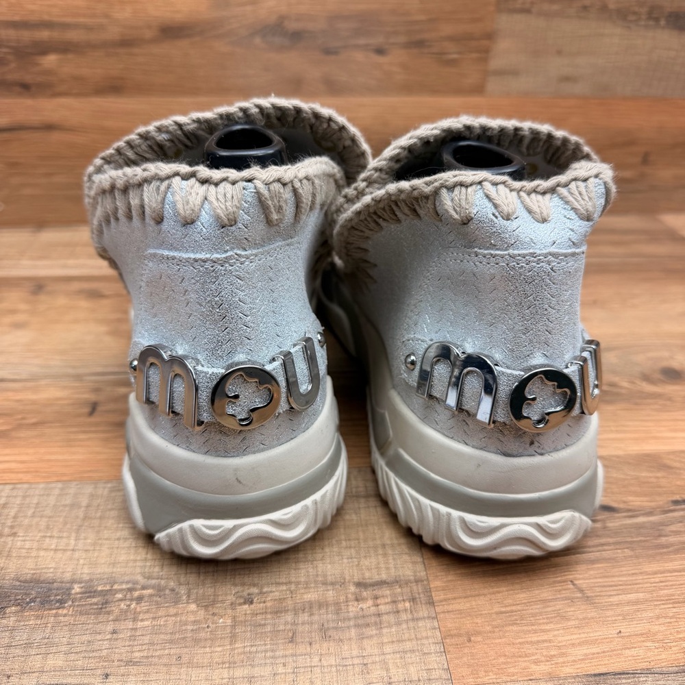 MOU Eskimo size 8-8.5 Sneaker Boots Upper  Wool Crochet Stitching Trim - Picture 4 of 9